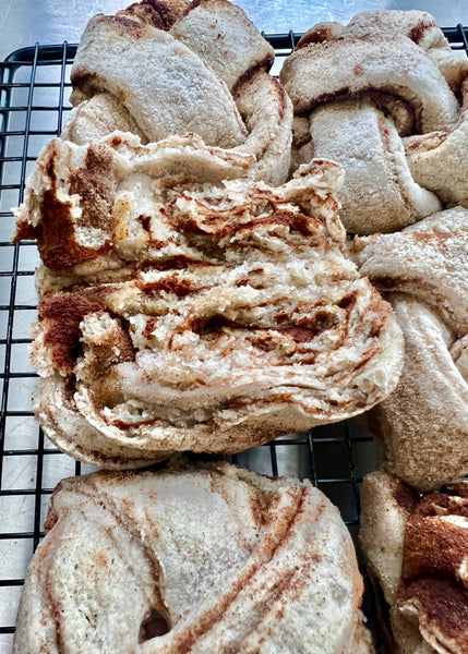 Gluten-free & Vegan Rice Flour Cinnamon Buns (One stack: 9 pieces)