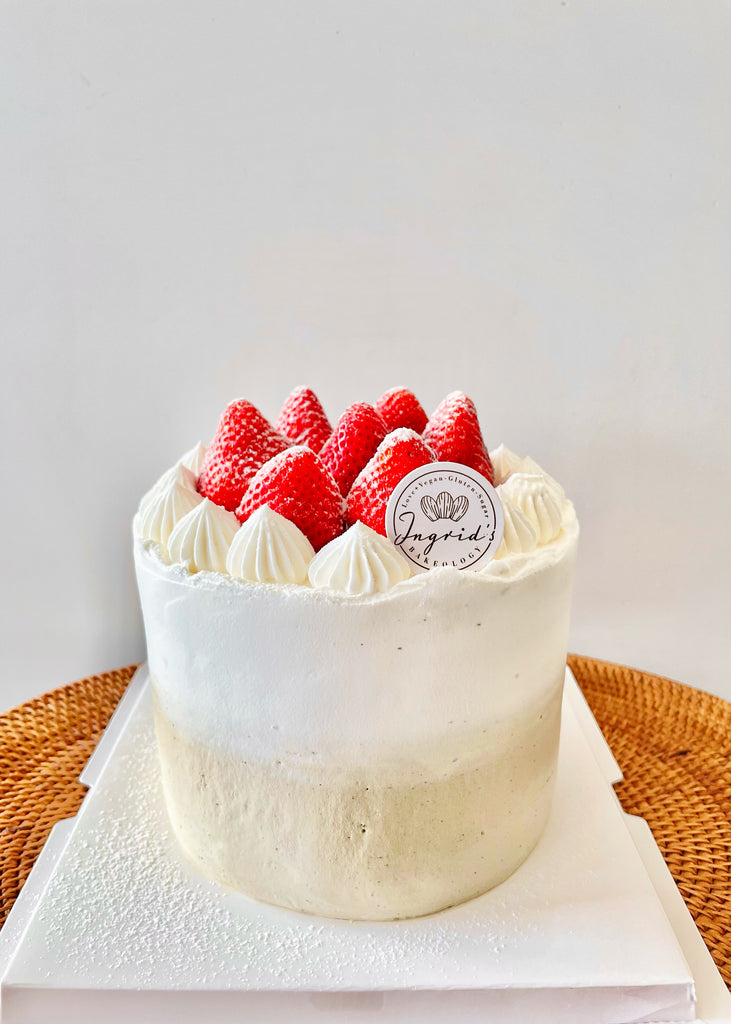Strawberry Cake (Choose your own flavor!) – Ingrid\'s Bakeology