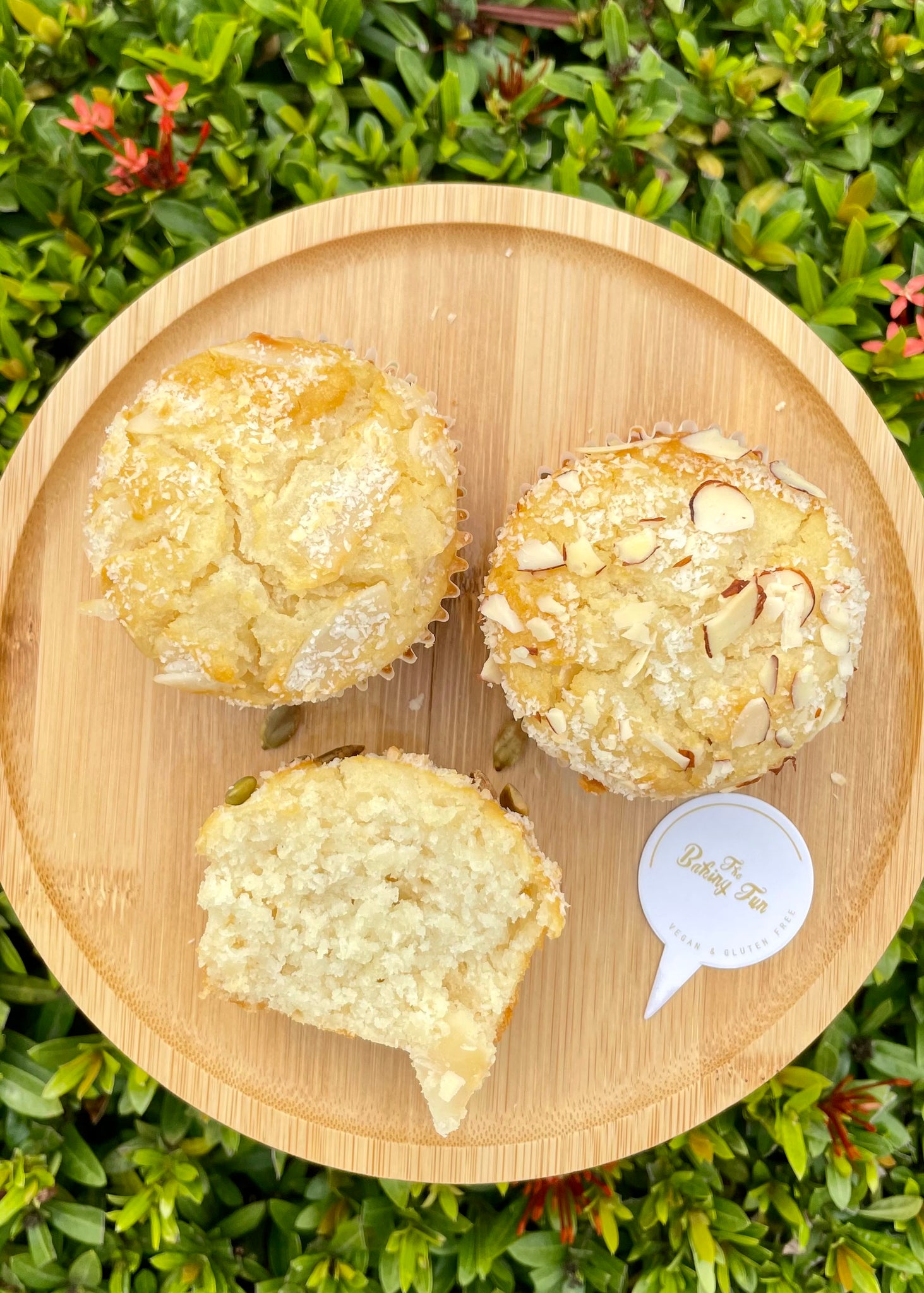 Triple Coconut Muffins  椰子三重奏杯子蛋糕